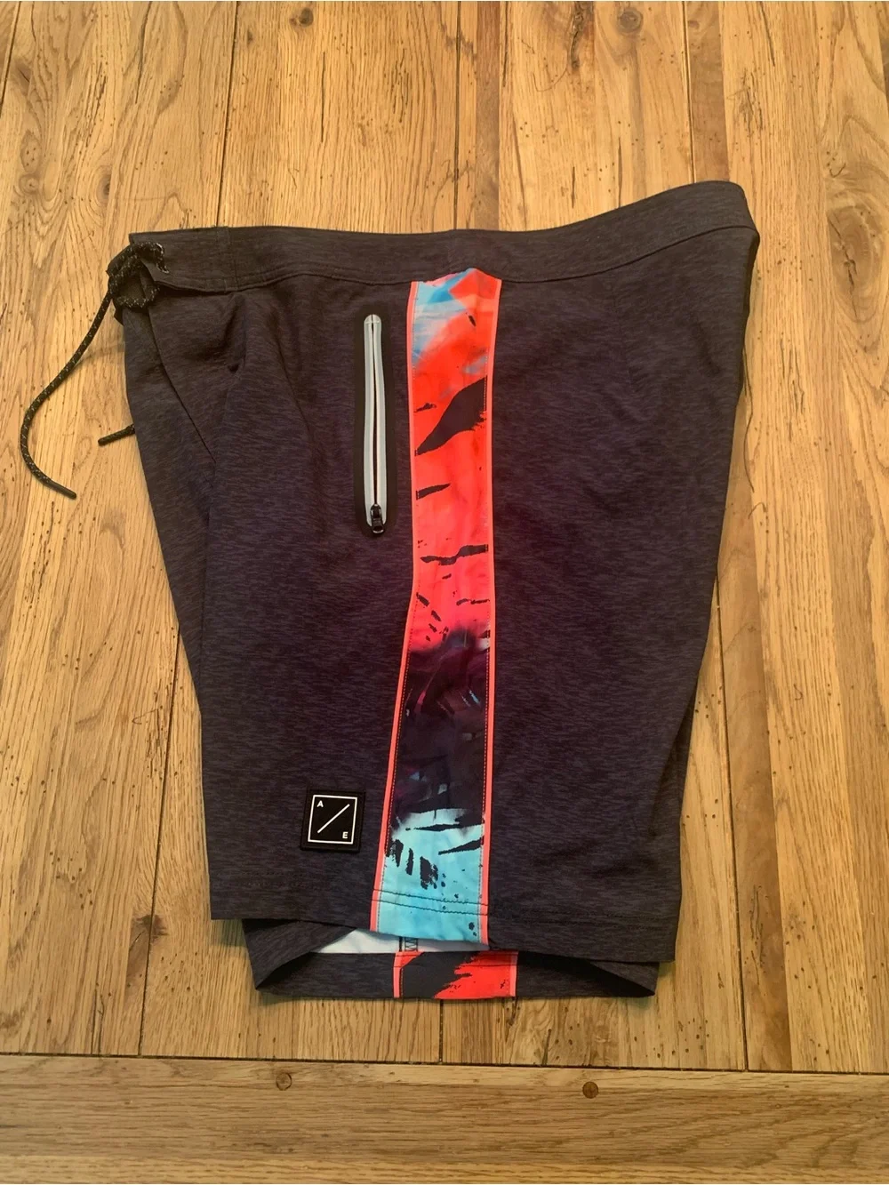 American Eagle Outfitters panels navy keep